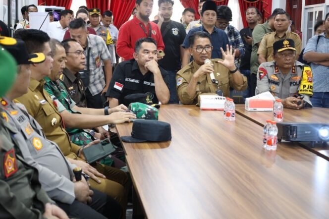 
 Pj. Gubernur Kaltim Akmal Malik Tinjau Persiapan Pilkada Tahun 2024 di Kukar