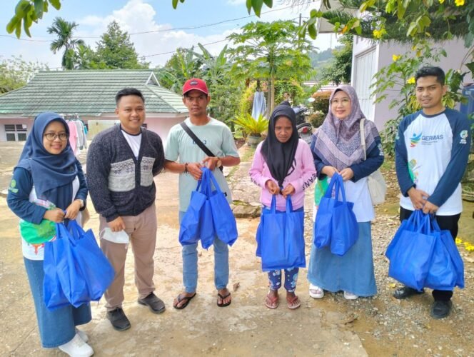 
 Dinkes Kukar dan PPPKMI Kukar Laksanakan Penyuluhan PHBS di Sekolah SLBN dan Panti Sosial Tenggarong