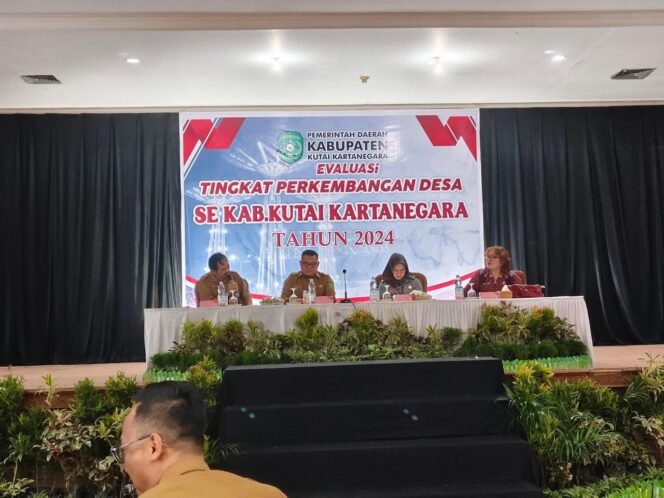
 Sekda Kukar Sunggono : “Seluruh Kepala Desa dan Ketua BPD Se-Kukar Menyiapkan Pemutakhiran Data Profil Desa Secara Rutin Setiap Tahun”!