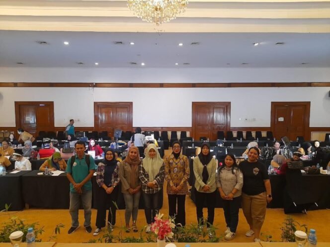 
 Dispar Kukar Gelar Sertfikasi MUA Tahun 2024