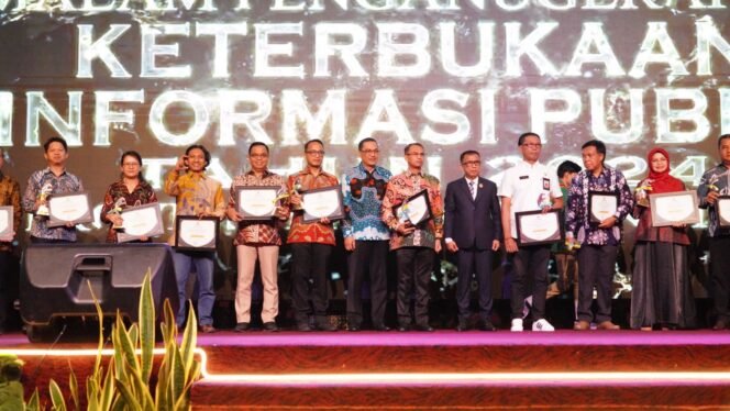 
 Kadis Kominfo Provinsi Kaltim Muhammad Faisal : “Lembaga Publik Berikan Pelayanan informasi transparant, dan sesuai dengan peraturan perundang-undangan”