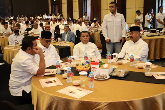 
 Pergantian Kapolda Kaltim, Bupati Kukar Hadiri Acara Pisah Sambut di Balikpapan