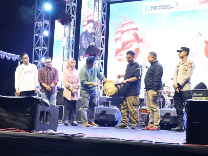 
 Dispar Kukar Gelar Pesta Laut Pesisir Nusantara 2025, Sekda Kukar Sunggono: “Wujud Syukur dan Pelestarian Budaya Maritim”