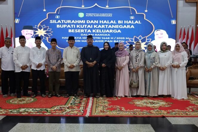 
 Pemkab Kutai Kartanegara Gelar Open House Hari Pertama Idul Fitri 1446 H/2025 M