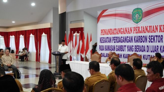 
 Bupati Kukar Hadiri Penandatanganan Kerja Sama Perdagangan Karbon di Kawasan Gambut