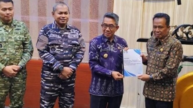 
 Penyerahan Dokumen Sitisek jadi Titik Awal Kolaborasi Lintas Sektor Dukung Pendidikan di Kutim