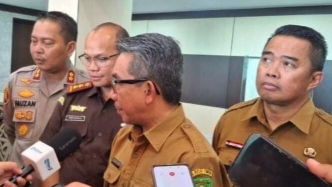 
 Pemkab Kutim Targetkan Seluruh Wilayah Teraliri Listrik pada Awal 2026