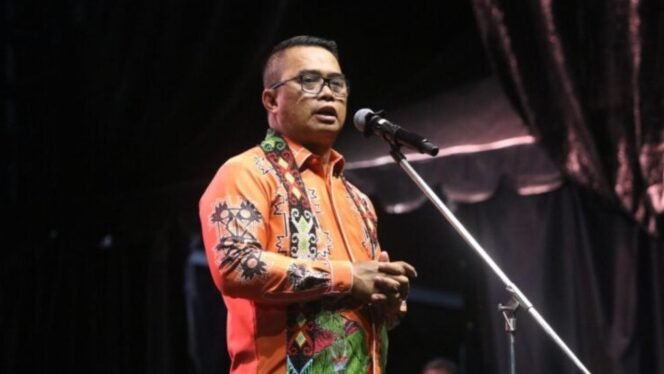 
 Mahyunadi Buka Festival Pesona Budaya Kutim 2025