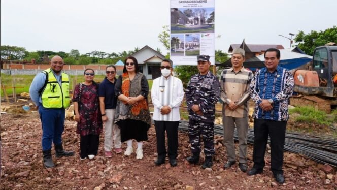 
 Bupati Kutim Resmikan Groundbreaking Masjid Baitul Ilmi di Kawasan BLK