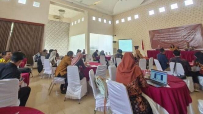 
 Diskominfo Kutim Hadiri Rapat Monev Provinsi di Tenggarong: Kutai Timur Peringkat 2 Terbaik Pengelolaan PPID se-Kaltim